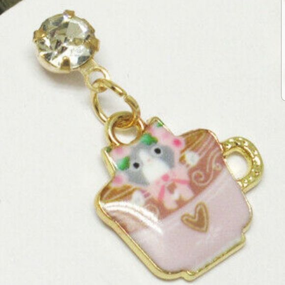 Betsey Johnson Kitty Earrings - Picture 3 of 3